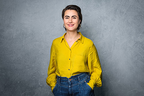 Business Portrait Frau Studio Berlin Hamburg