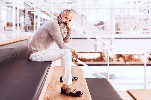 Business Portrait Mann Office On location Berlin Hamburg