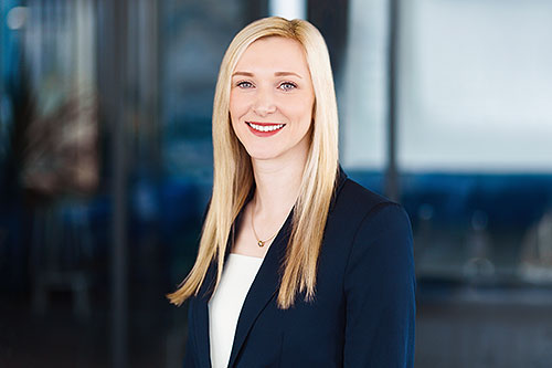 Business Portrait Frau Office On location Berlin Hamburg