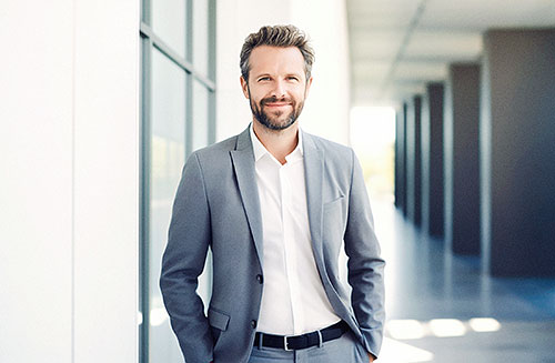 Business Portrait Mann Office On location Berlin Hamburg